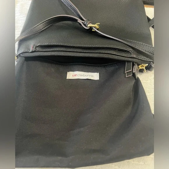 Liz Claiborne Crossbody Handbag Black Faux Pebble Leather
Shoulder Bag - EUC - Picture 12 of 16